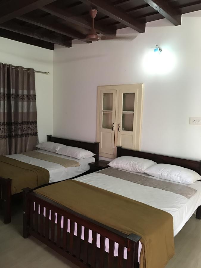 Palm Rivera Kochi Exterior foto