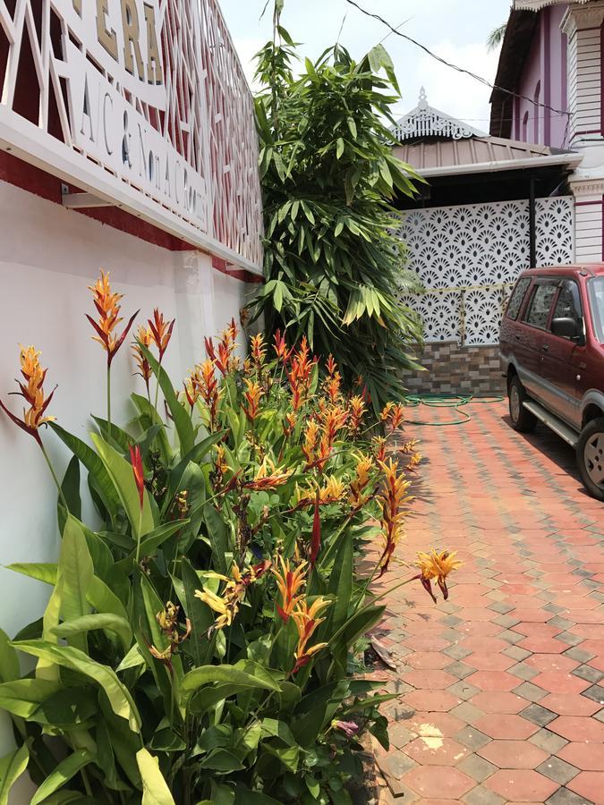 Palm Rivera Kochi Exterior foto